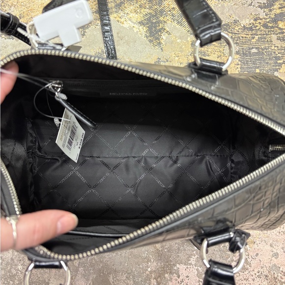 NWT Michael Kors Grayson Black Medium Crocodile-Embossed Leather Duffel Satchel - Picture 10 of 13